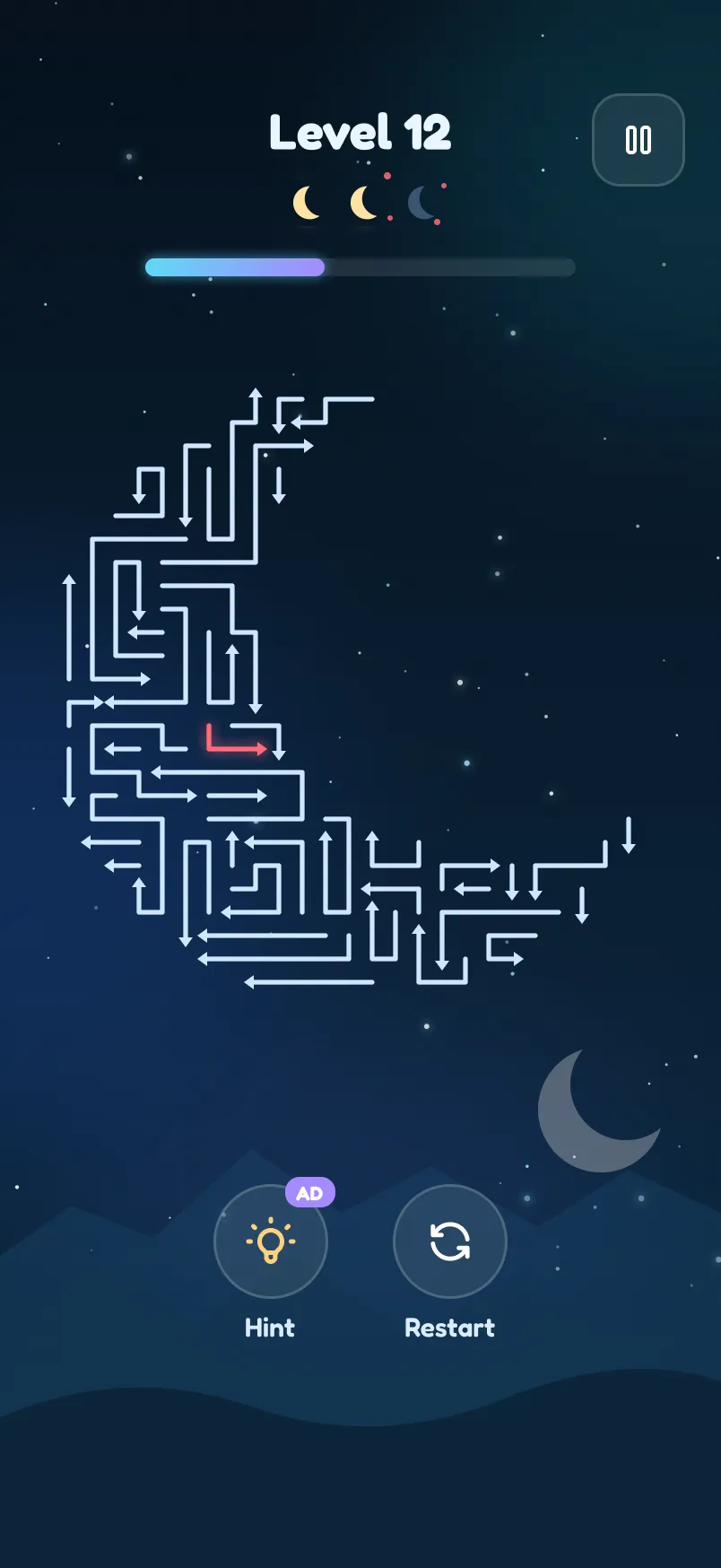 Moon Arrows gameplay: an arrow maze shaped like a crescent moon